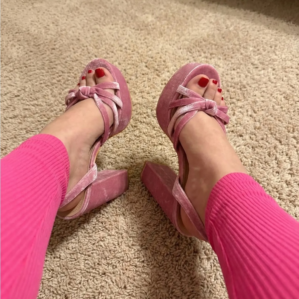 Fashion Nova Pink Velvet Platform heels